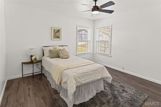 2425 La Salle Drive, Alton, IL 62002