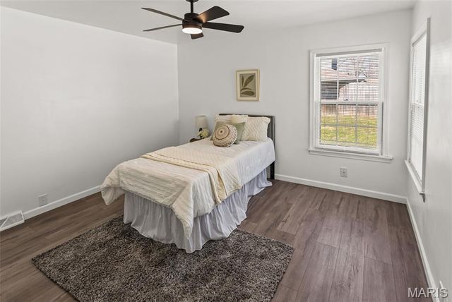 2425 La Salle Drive, Alton, IL 62002