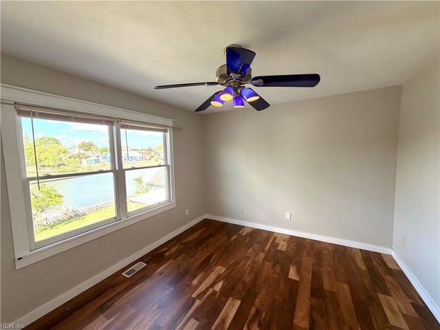 1232 Copper Stone CIR, Chesapeake, VA 23320