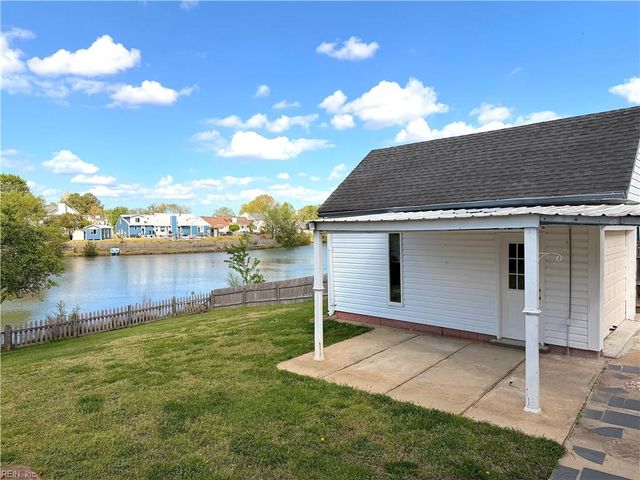 1232 Copper Stone CIR, Chesapeake, VA 23320