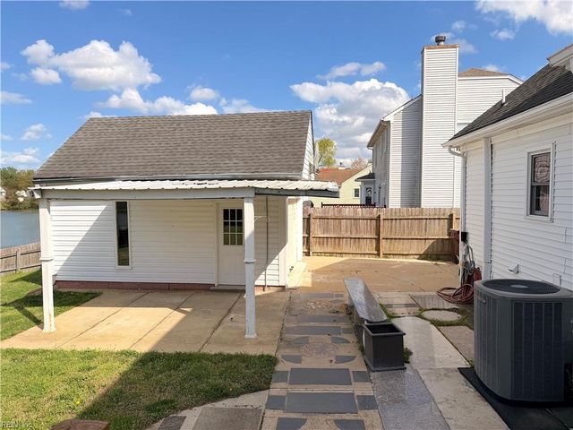 1232 Copper Stone CIR, Chesapeake, VA 23320