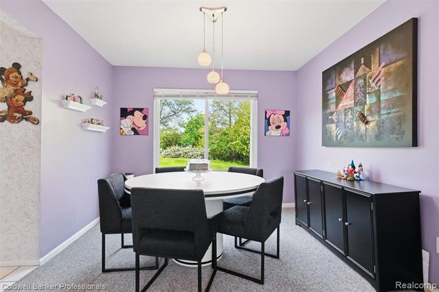 7210 Willow Oak Drive, West Bloomfield, MI 48324