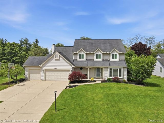 7210 Willow Oak Drive, West Bloomfield, MI 48324