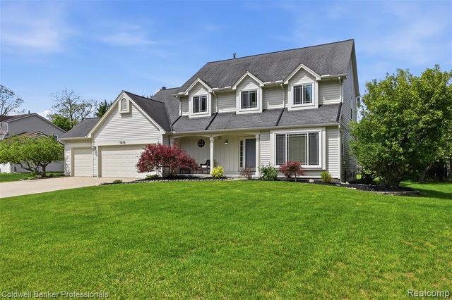 7210 Willow Oak Drive, West Bloomfield, MI 48324