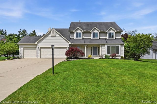 7210 Willow Oak Drive, West Bloomfield, MI 48324