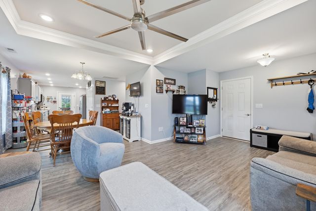 2017 Lucille Rt Court, Lawrenceburg, KY 40342