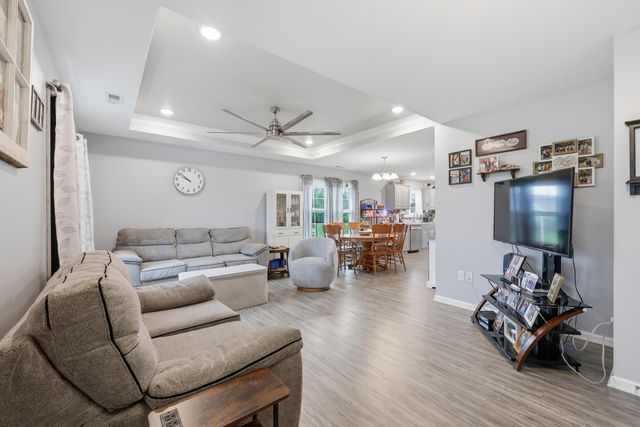 2017 Lucille Rt Court, Lawrenceburg, KY 40342