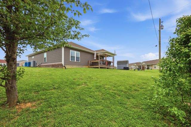 2017 Lucille Rt Court, Lawrenceburg, KY 40342