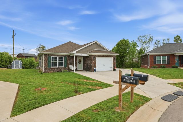 2017 Lucille Rt Court, Lawrenceburg, KY 40342