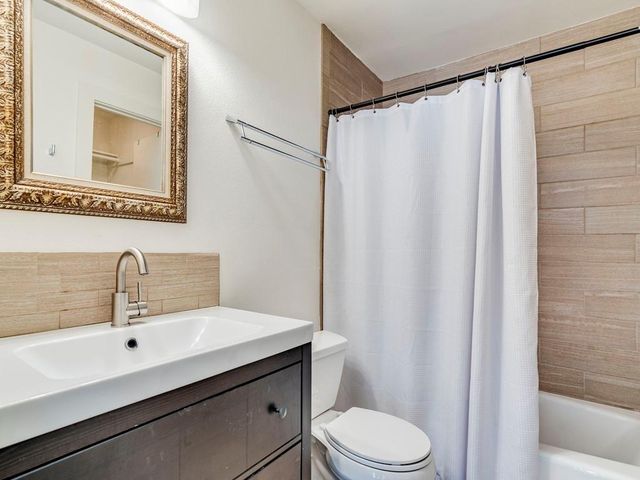 6901 Old Quarry LN, Austin, TX 78731