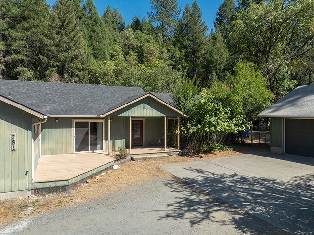 781 Cheney Creek Road, Grants Pass, OR 97527