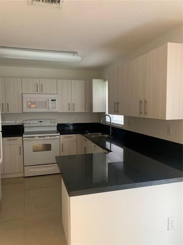 17042 NW 22nd Street 17042, Pembroke Pines, FL 33028