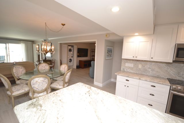 1051 SUGAR SANDS Boulevard 257, Singer Island, FL 33404