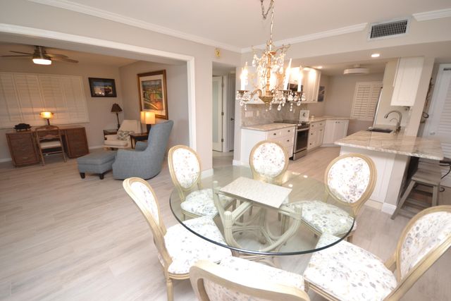 1051 SUGAR SANDS Boulevard 257, Singer Island, FL 33404