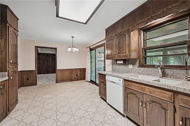 7030 Mill Creek Road, Shawnee, KS 66217