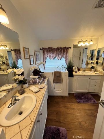 1550 Rimpau 114, Corona, CA 92881