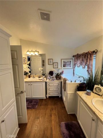 1550 Rimpau 114, Corona, CA 92881