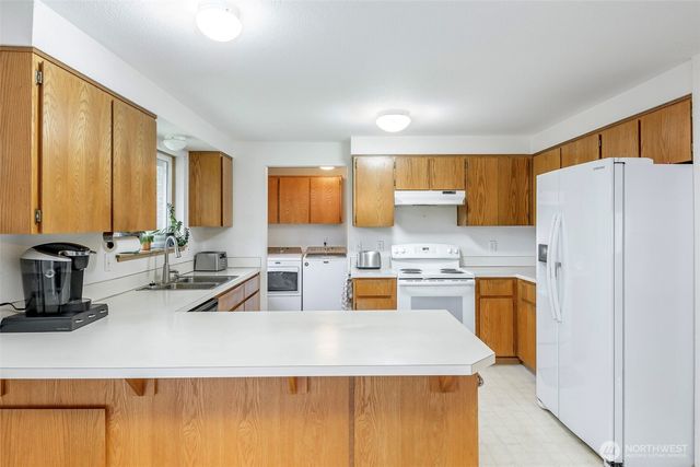 21619 185th Street E, Orting, WA 98360