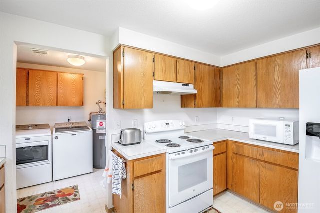 21619 185th Street E, Orting, WA 98360