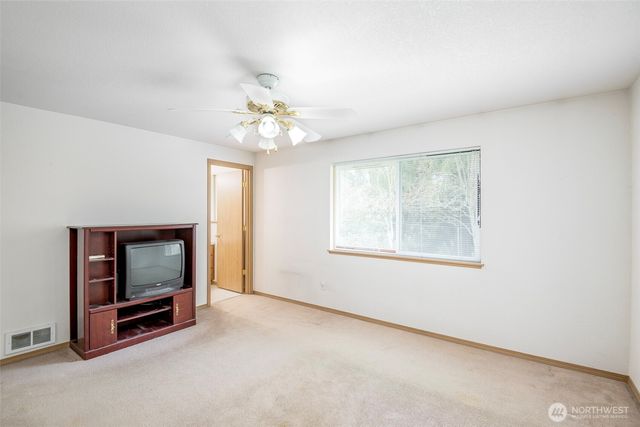 21619 185th Street E, Orting, WA 98360