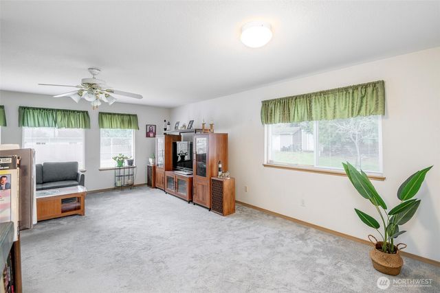 21619 185th Street E, Orting, WA 98360