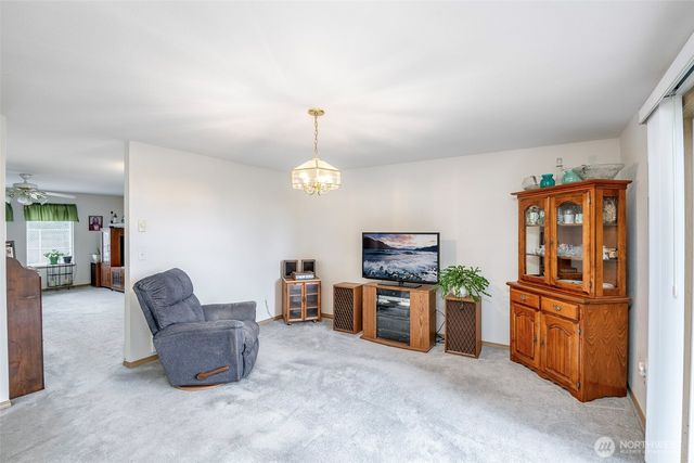 21619 185th Street E, Orting, WA 98360