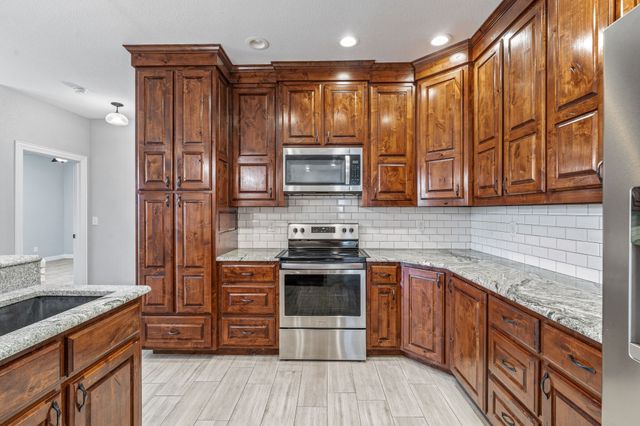 130 Elk Cove, Stephenville, TX 76401