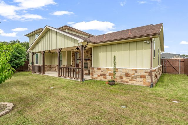 130 Elk Cove, Stephenville, TX 76401