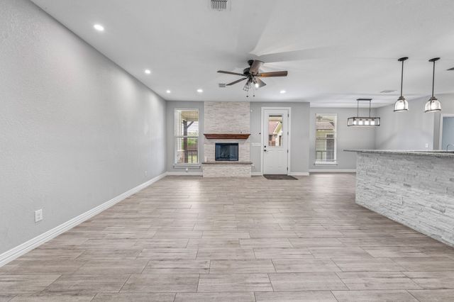 130 Elk Cove, Stephenville, TX 76401