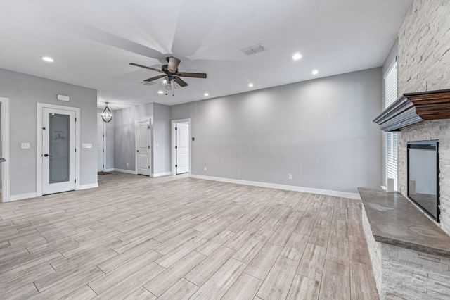 130 Elk Cove, Stephenville, TX 76401