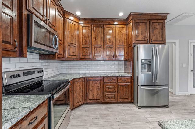 130 Elk Cove, Stephenville, TX 76401