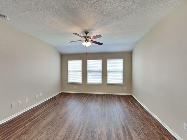 2902 Auburn Falls Lane, Houston, TX 77084