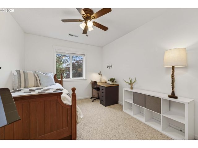 301 Nw 152ND St, Vancouver, WA 98685