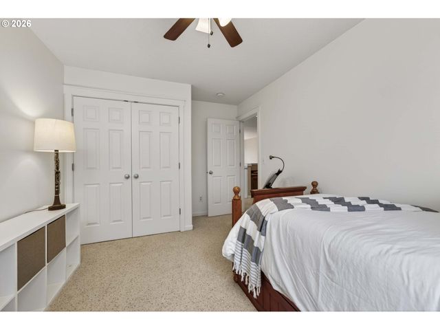 301 Nw 152ND St, Vancouver, WA 98685