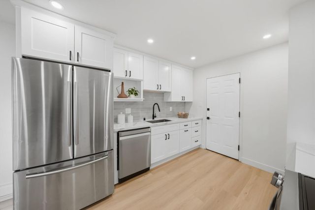 409 Puerto Place, Hayward, CA 94541
