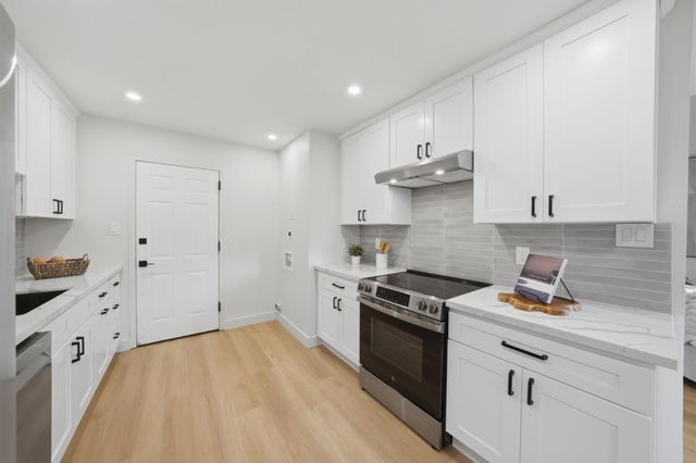 409 Puerto Place, Hayward, CA 94541