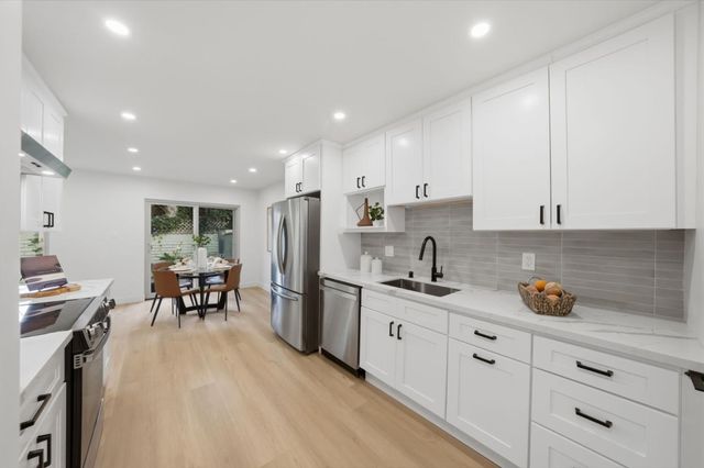 409 Puerto Place, Hayward, CA 94541