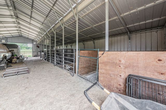 551 Sanger Drive, Springtown, TX 76082
