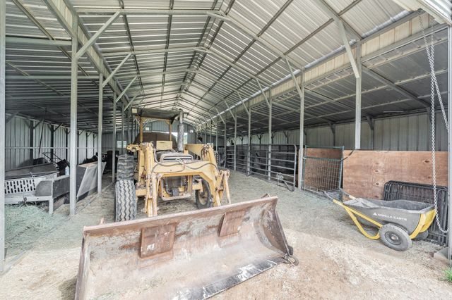 551 Sanger Drive, Springtown, TX 76082