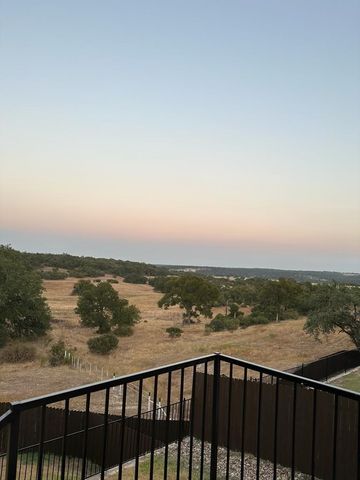 2040 Centerline LN, Georgetown, TX 78628