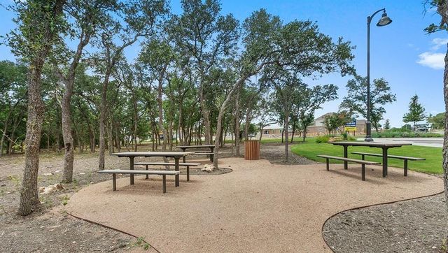 2040 Centerline LN, Georgetown, TX 78628