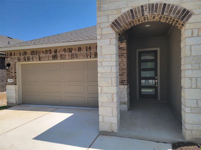 2040 Centerline LN, Georgetown, TX 78628