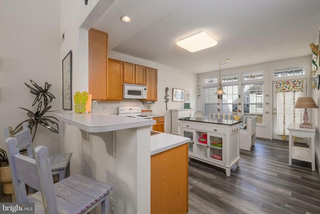 9 BLUE STREAM LN, Millville, DE 19967