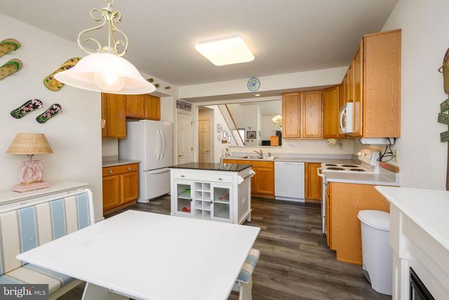 9 BLUE STREAM LN, Millville, DE 19967