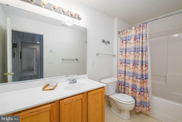 9 BLUE STREAM LN, Millville, DE 19967