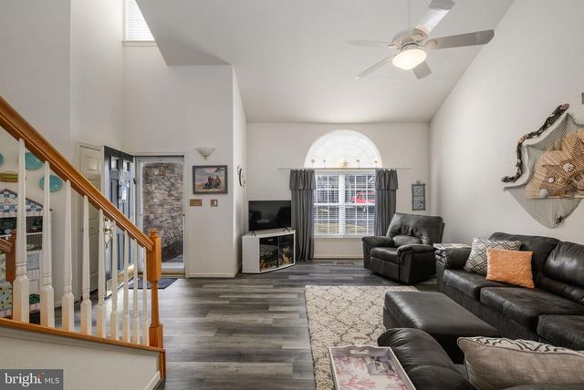 9 BLUE STREAM LN, Millville, DE 19967