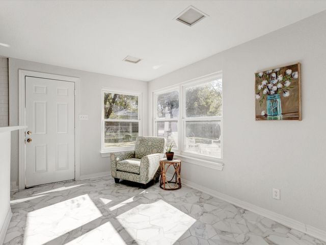 3511 Corto Avenue, Fort Worth, TX 76109
