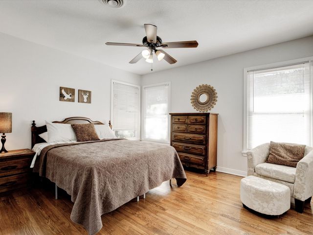 3511 Corto Avenue, Fort Worth, TX 76109
