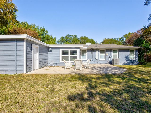 3511 Corto Avenue, Fort Worth, TX 76109