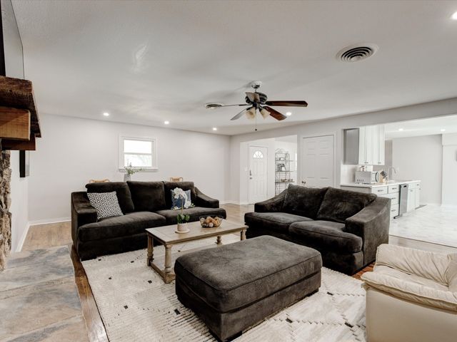 3511 Corto Avenue, Fort Worth, TX 76109